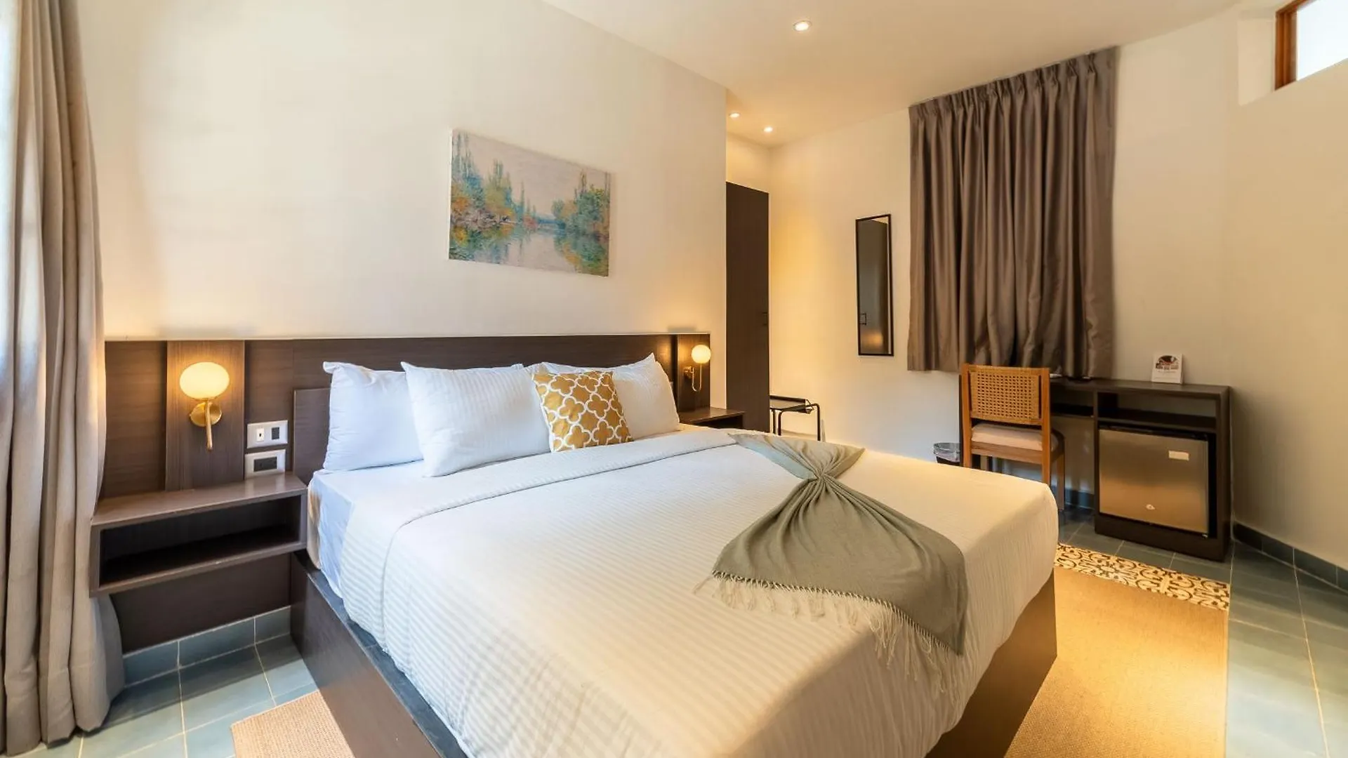 ***  Empyrean Art Deco Hotel Santo Domingo Dominican Republic